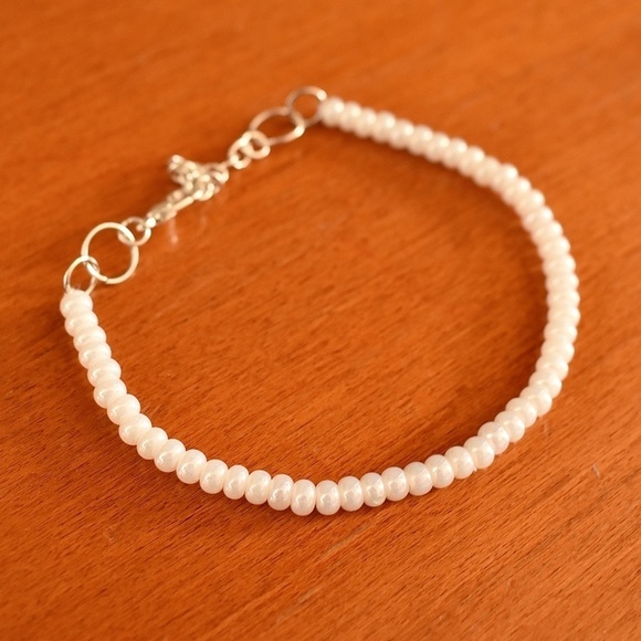 Jewelry - 2/$20 Delicate Ivory Beaded Bracelet
